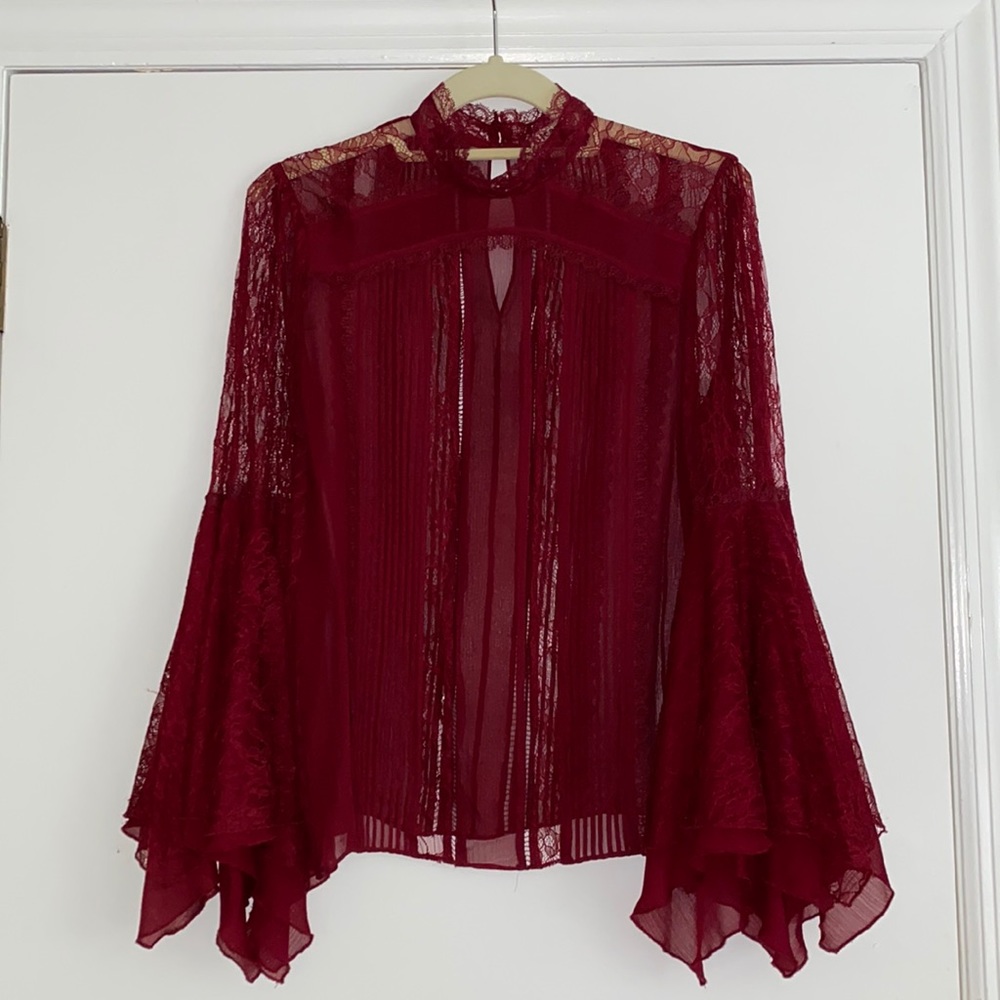 Alice + Olivia lace bell sleeve blouse